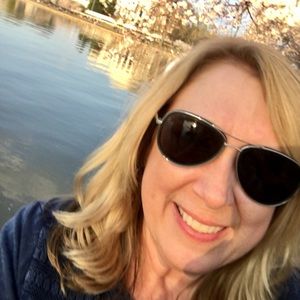 Meet your Posher, Vickie